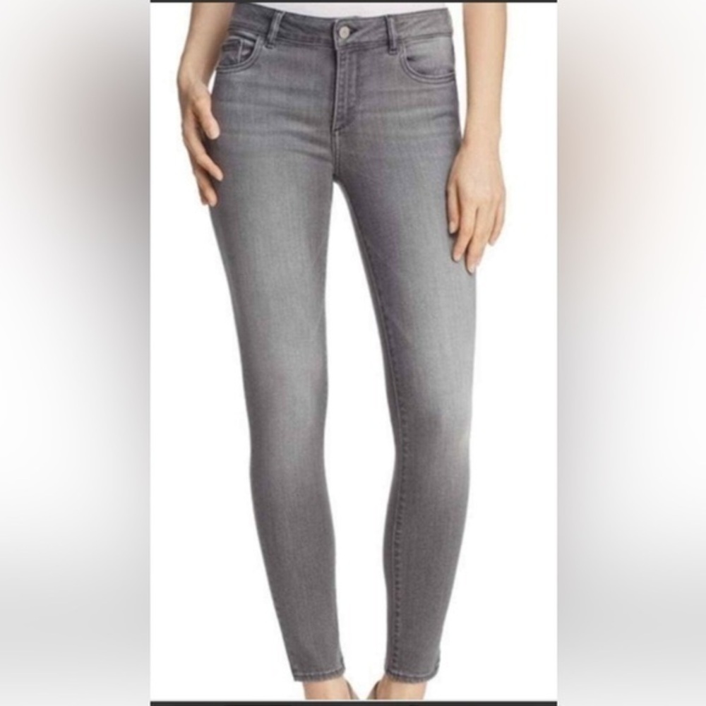Banana republic, gray skinny jeans, size 27